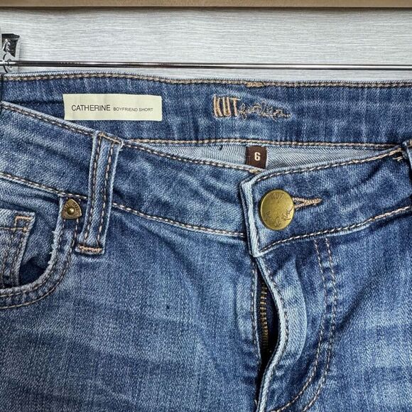 Kut From The Kloth Catherine Boyfriend Shorts Women's size 6 - Picture 3 of 6